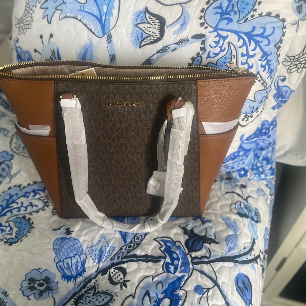 Michael Kors bag
